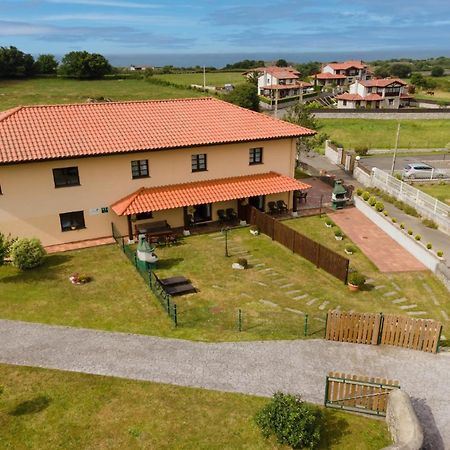 Apartamentos El Acebo Navés 외부 사진