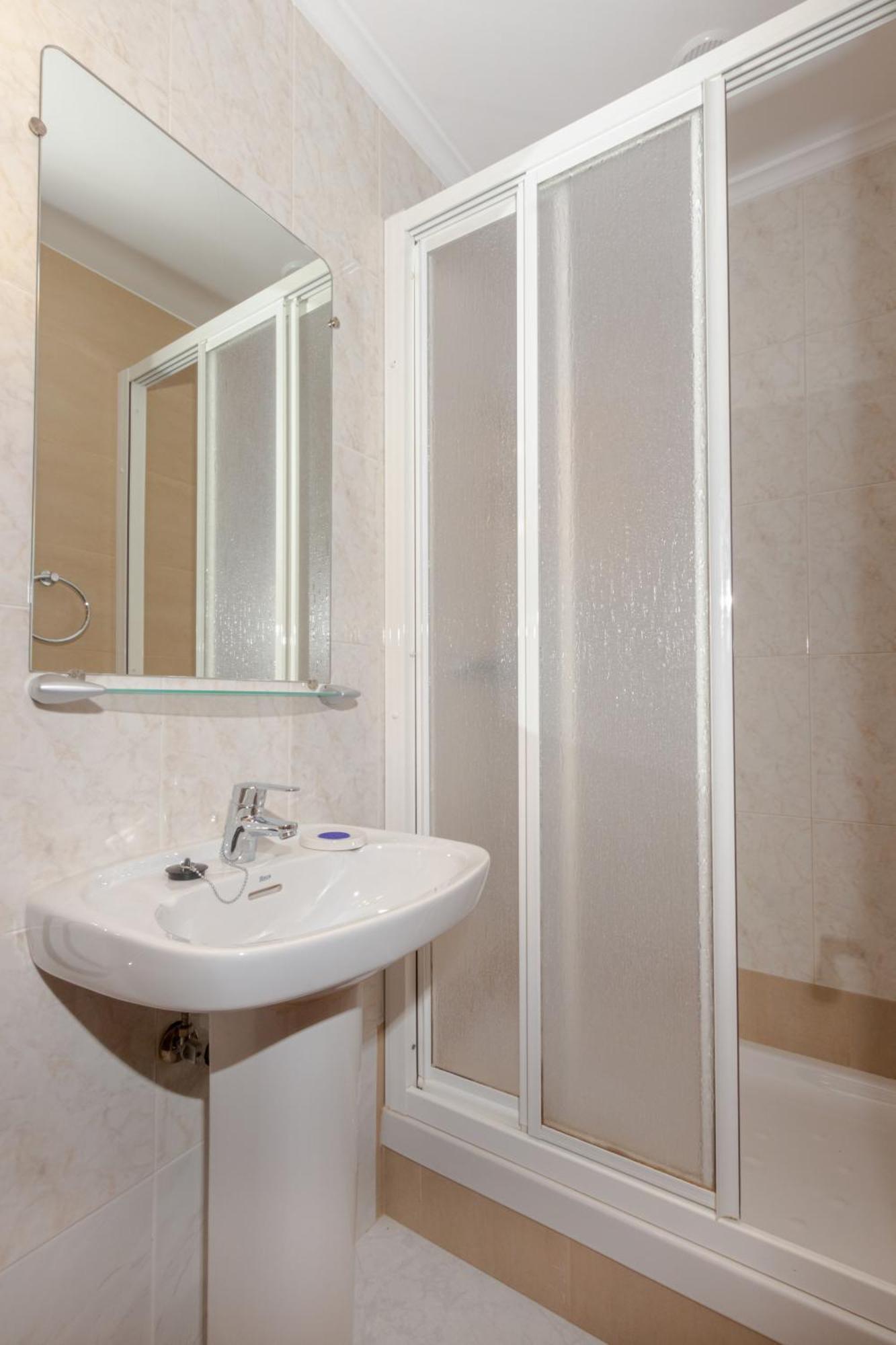 Apartamentos El Acebo Navés 객실 사진